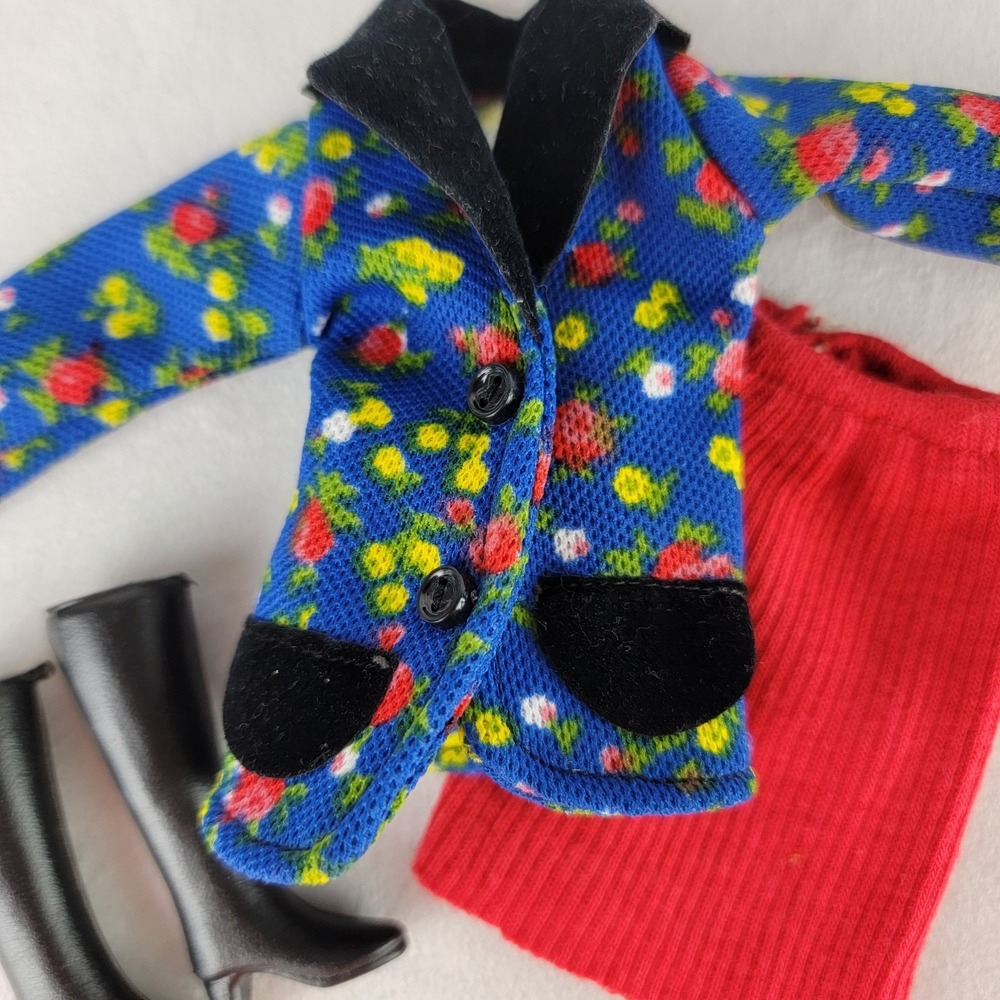 Vintage Barbie Fashions Floral Blazer Long Sleeve Ribbed Skirt Tall Black Boots